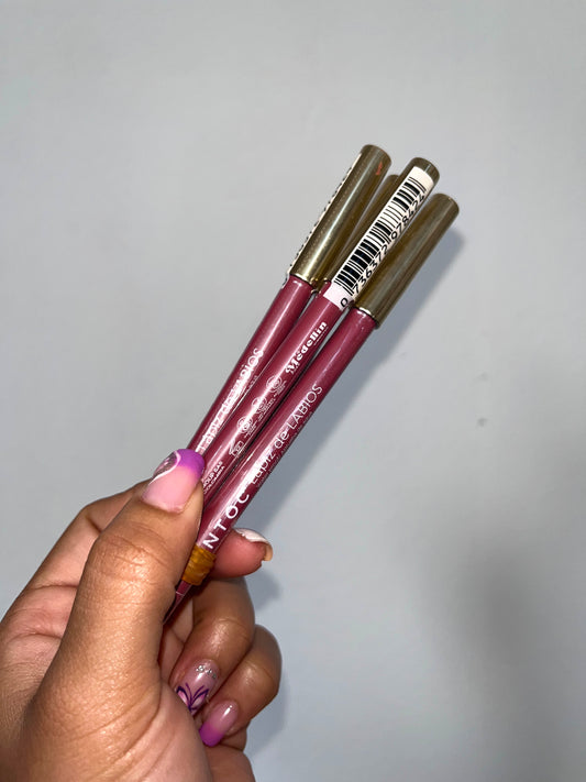 LÁPIZ DELINEADOR DE LABIOS MONTOC ( ROUGE )