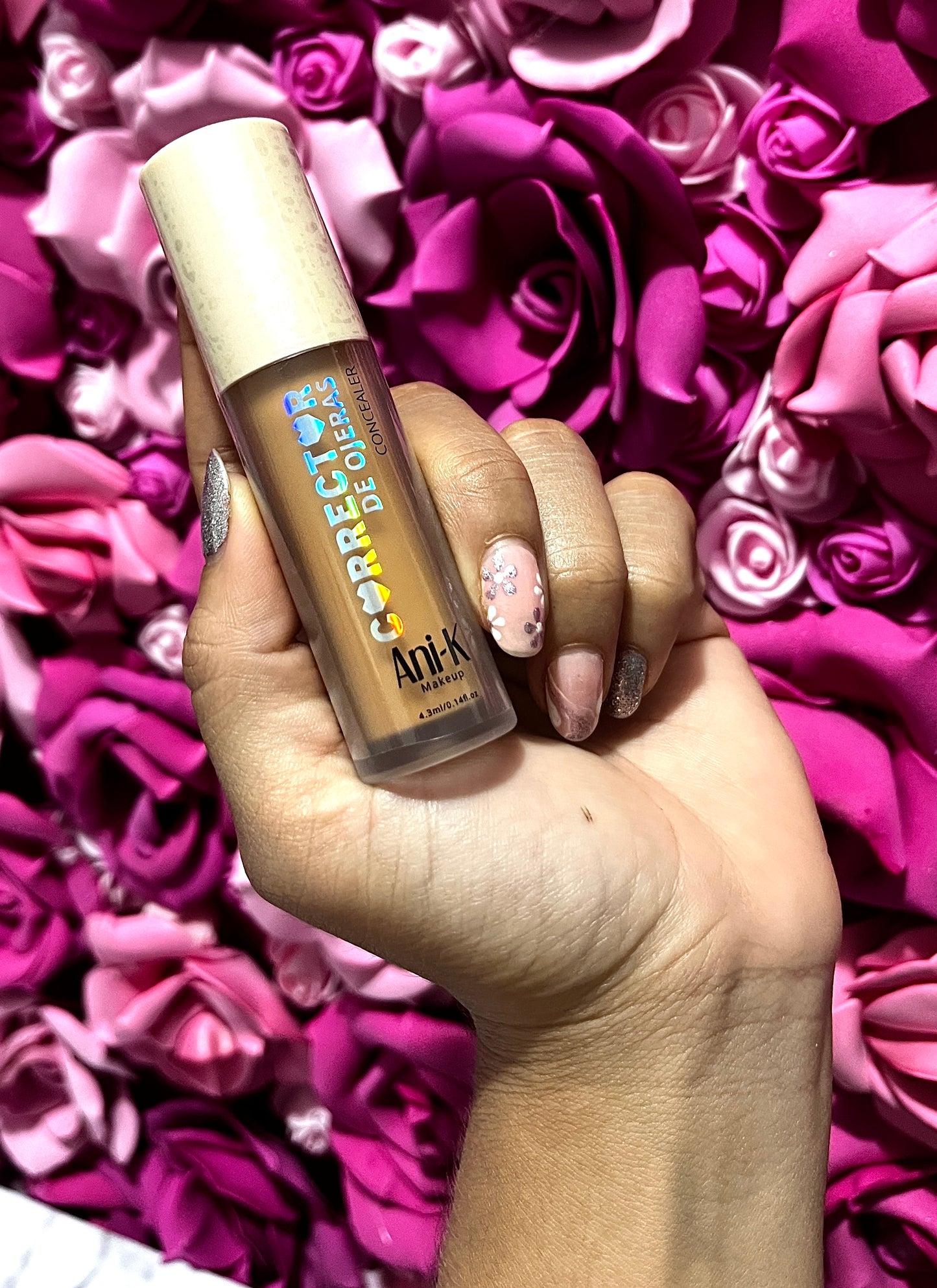 CORRECTOR BONITA ANIK ( 04 GINGER )