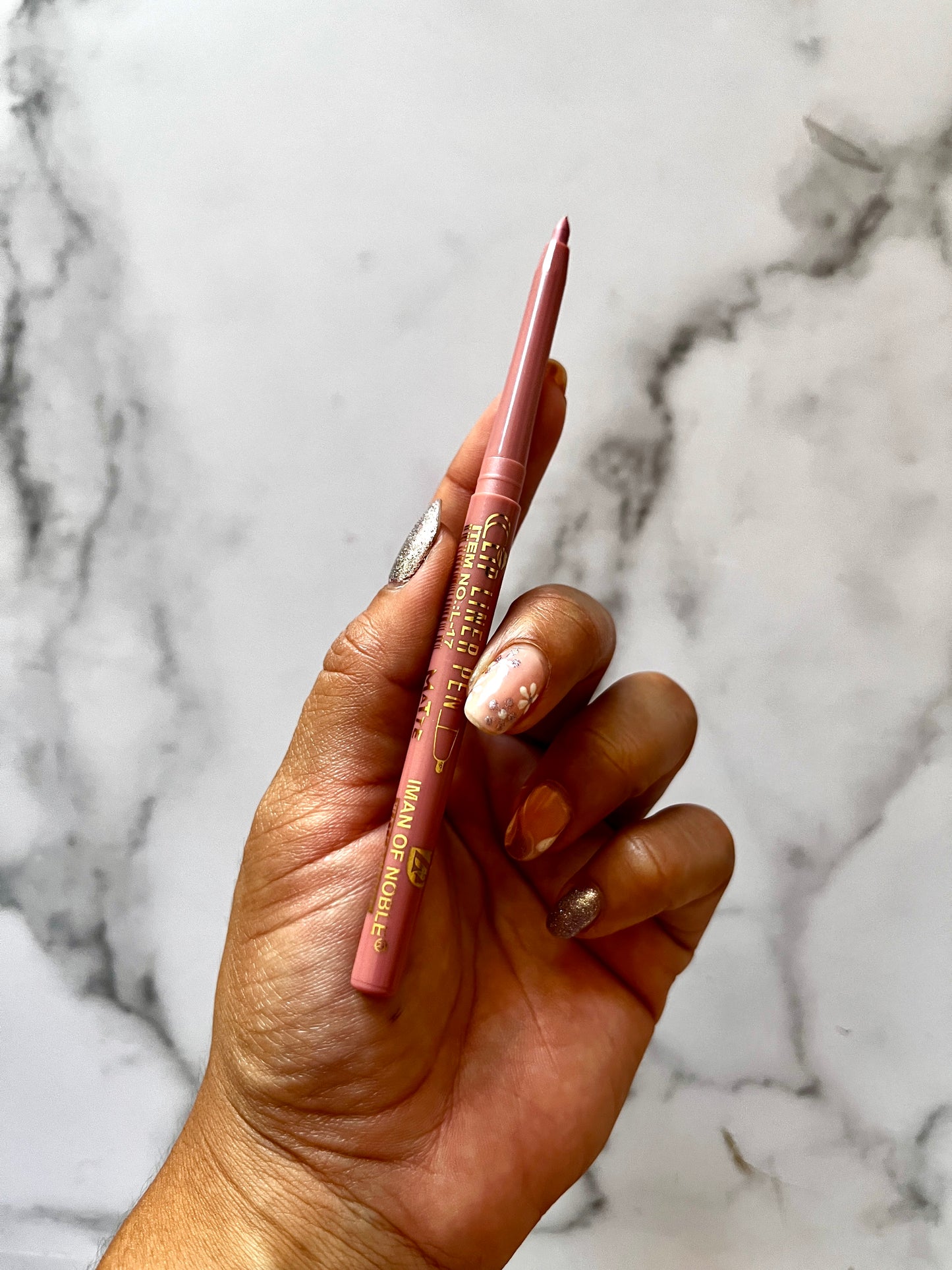 LAPIZ LABIAL IMAN OF NOBLE