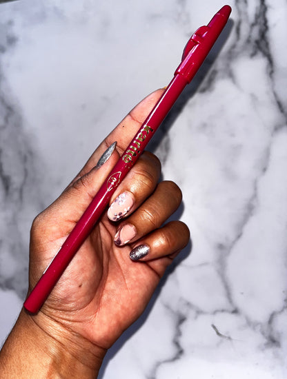 DELINEADOR DE LABIOS KARITE