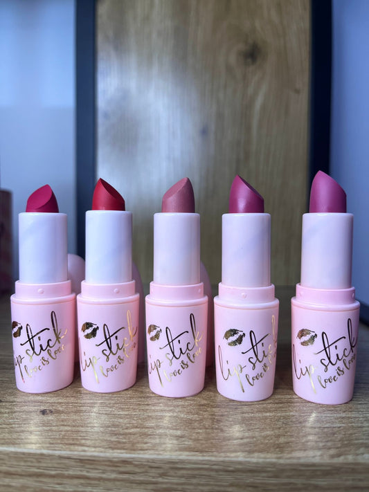 LIP STICK LOVE IS LOVE